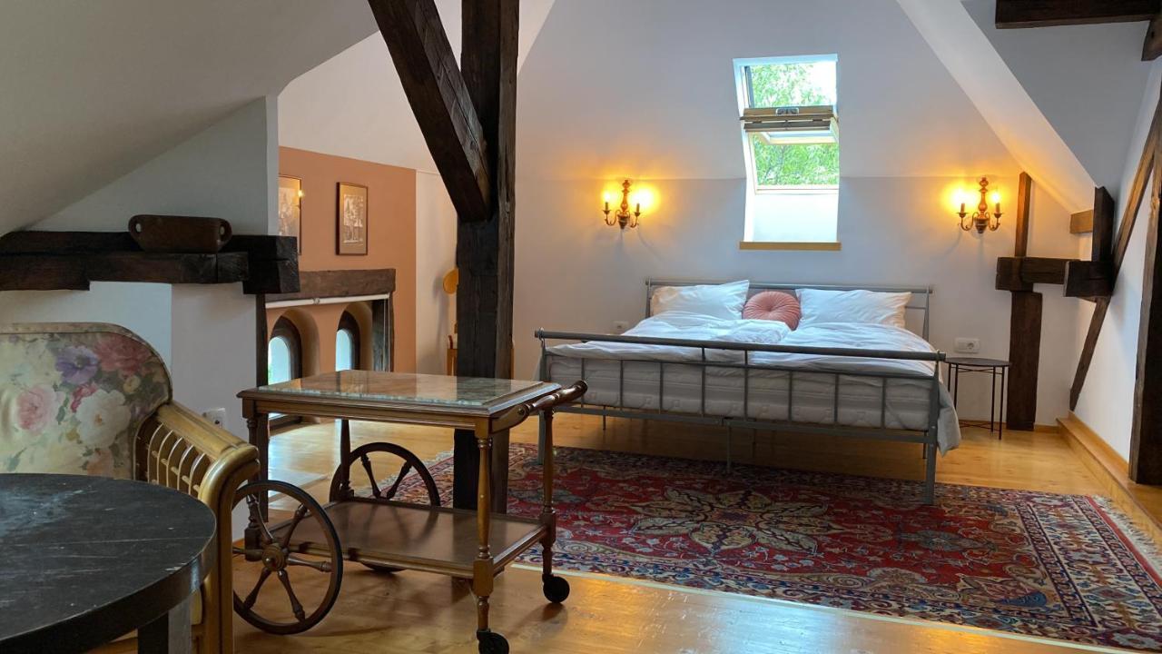 Rose'S Oldtown Apartment Брашов Екстериор снимка