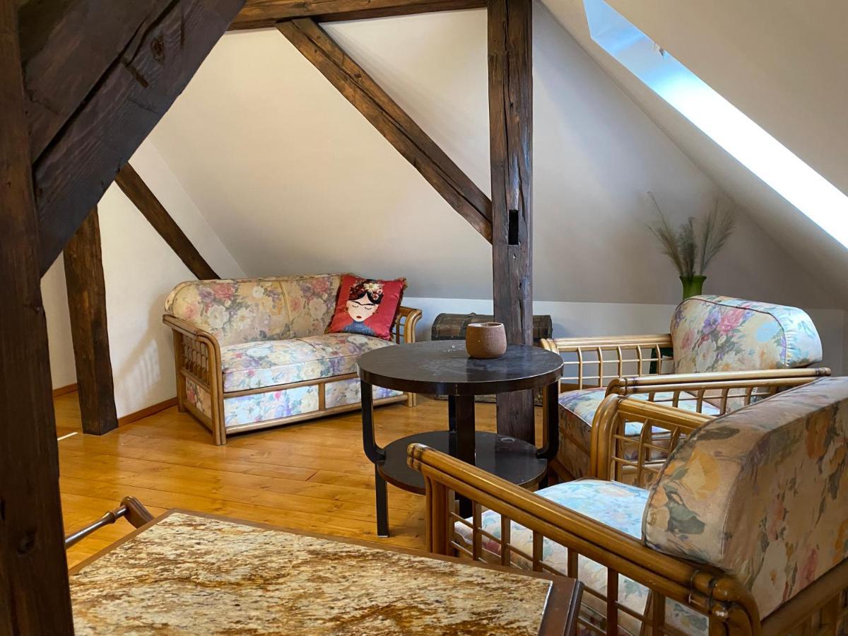 Rose'S Oldtown Apartment Брашов Екстериор снимка