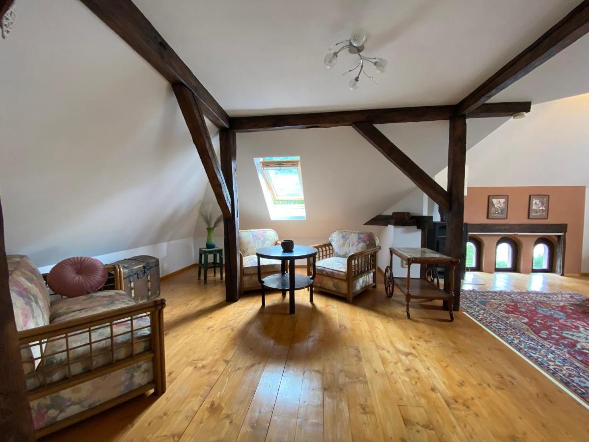 Rose'S Oldtown Apartment Брашов Екстериор снимка