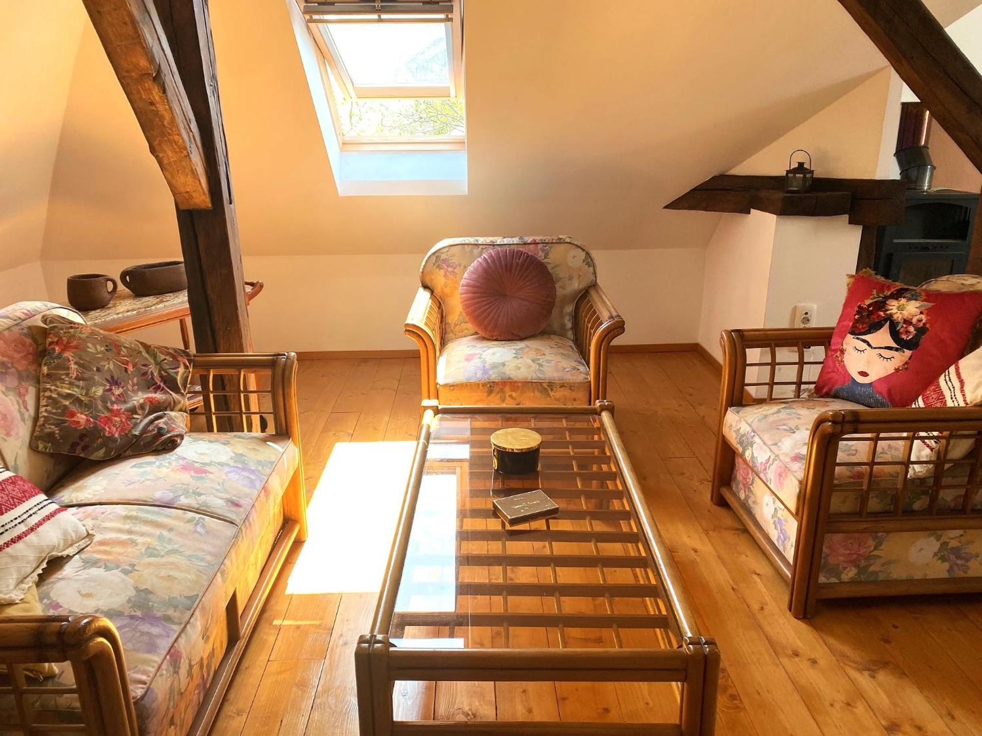 Rose'S Oldtown Apartment Брашов Екстериор снимка